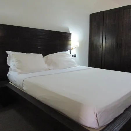 Motel Hr *