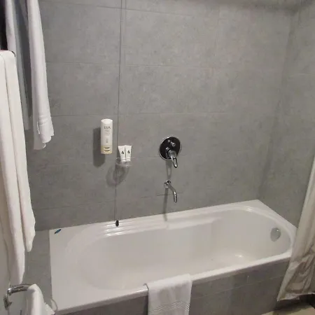 Motel Hr *