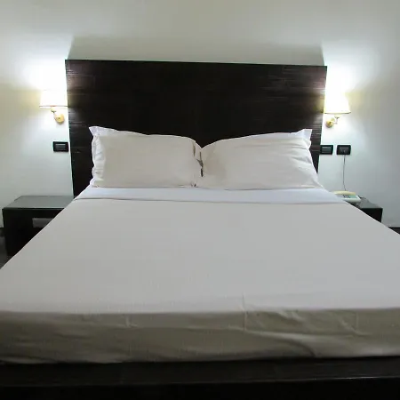 Motel Hr *