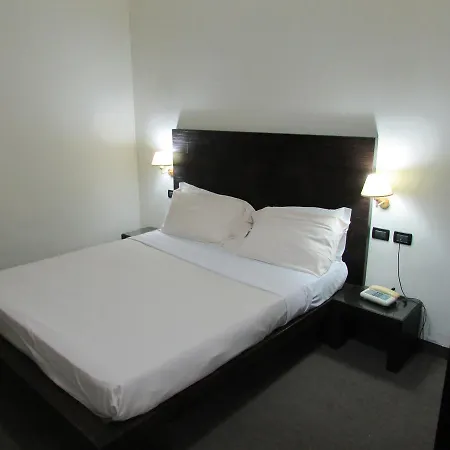 Motel Hr *